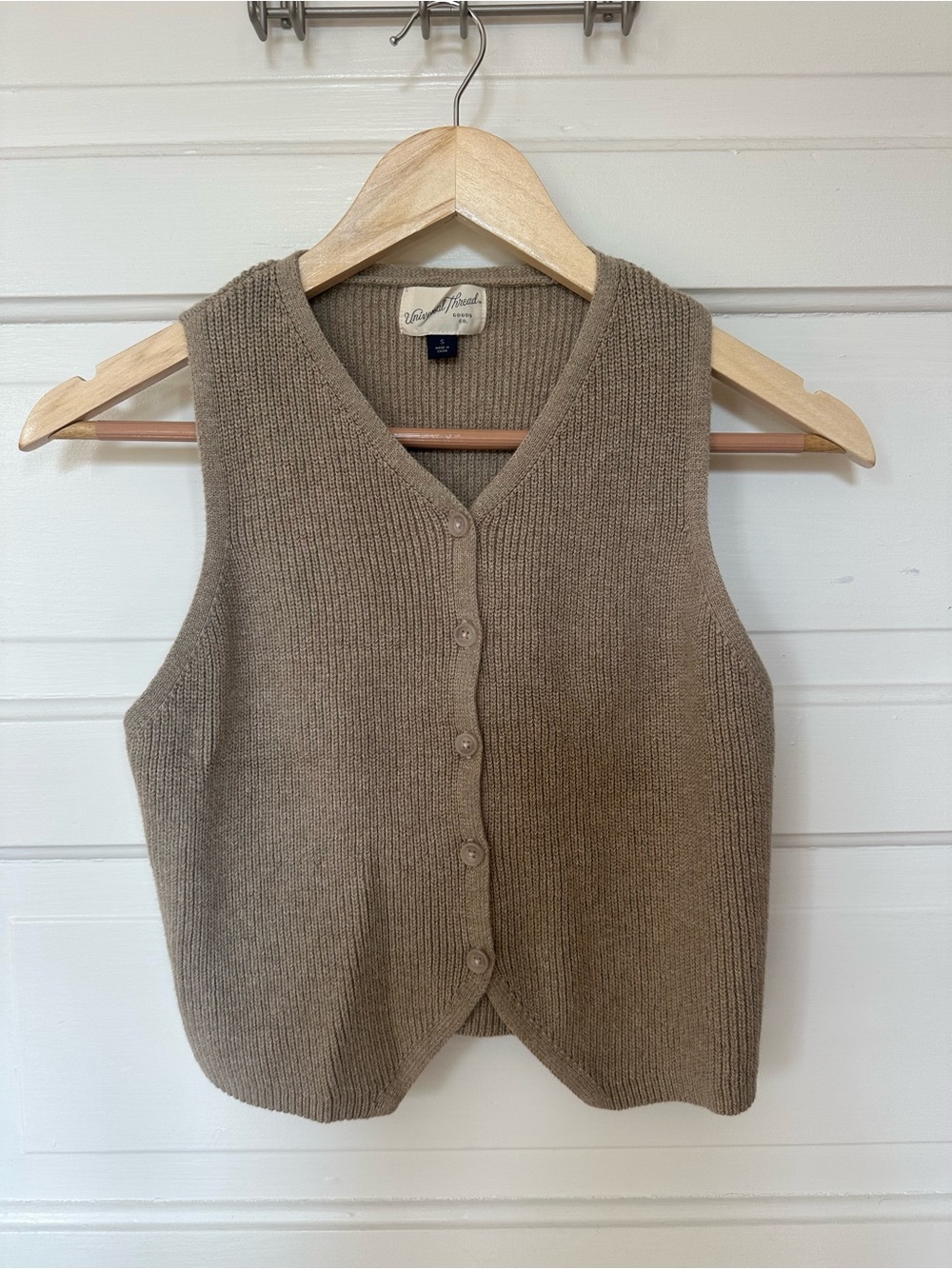 Universal Thread Sweater Vest